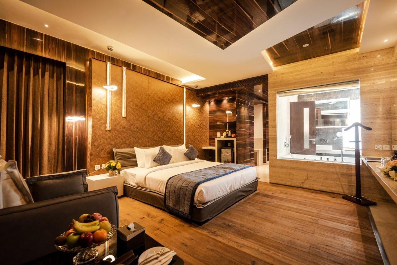 Hotel Park Elanza Coimbatore Bagian luar foto