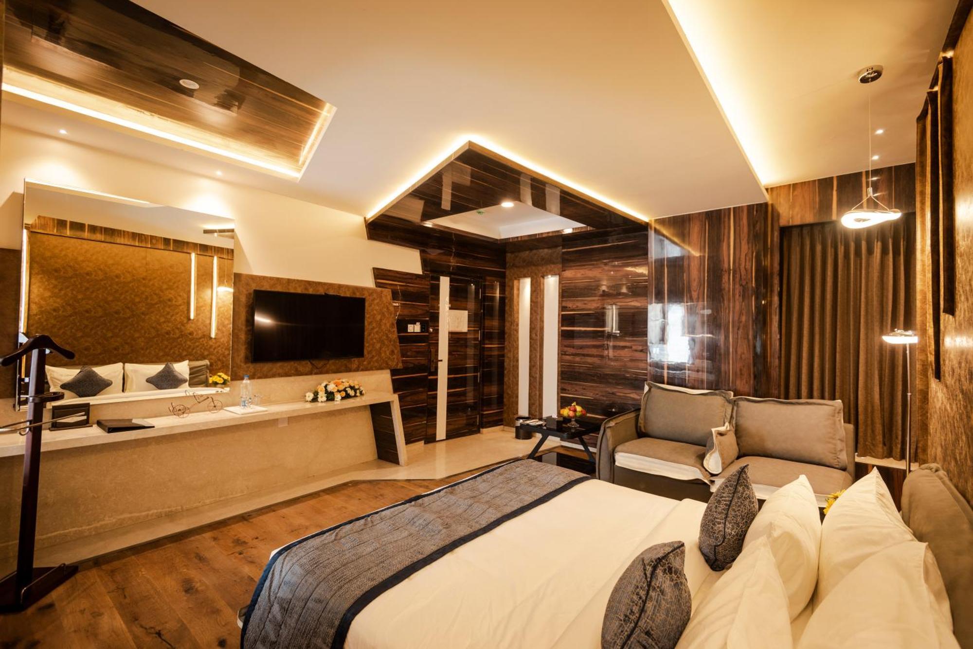 Hotel Park Elanza Coimbatore Bagian luar foto