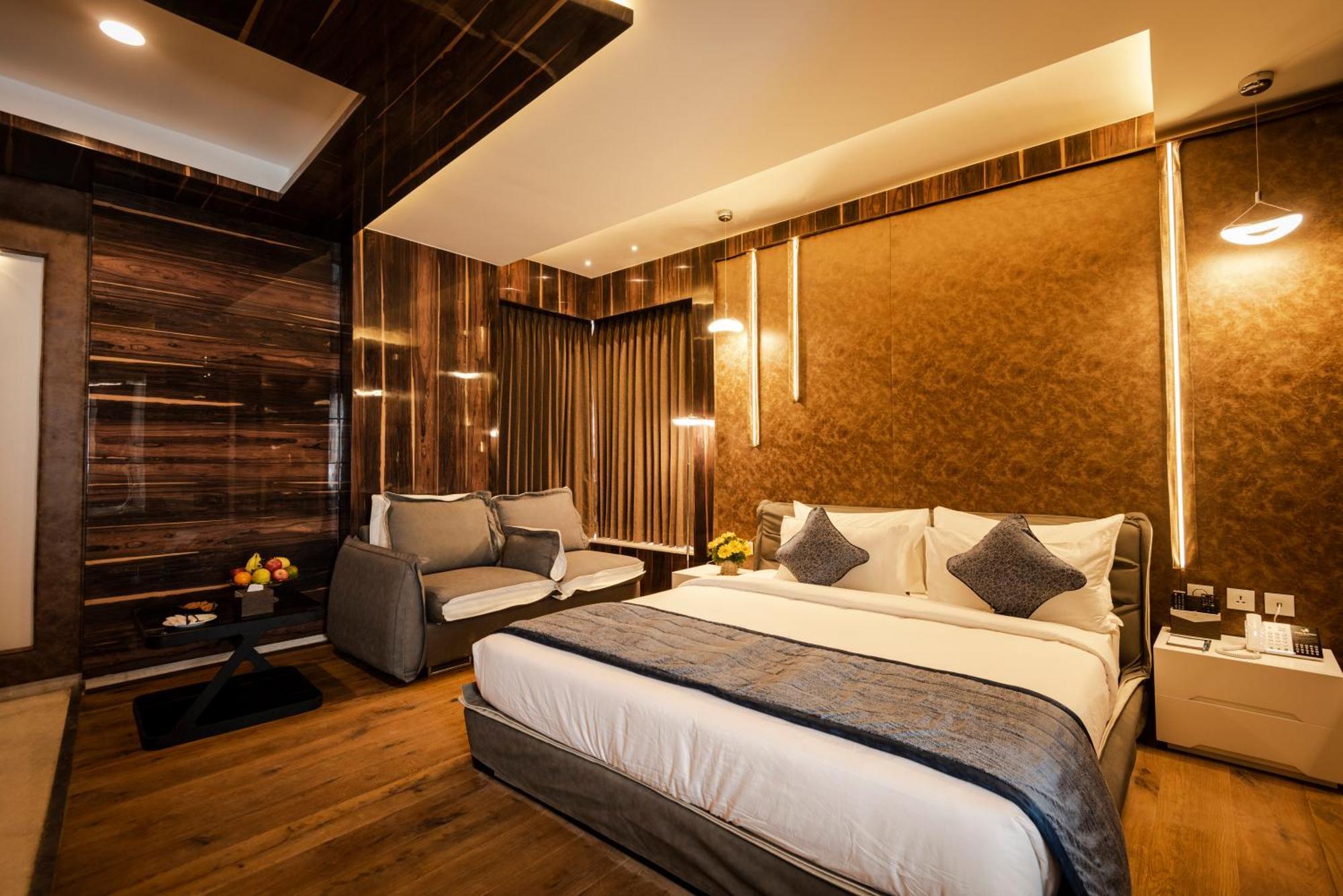 Hotel Park Elanza Coimbatore Bagian luar foto